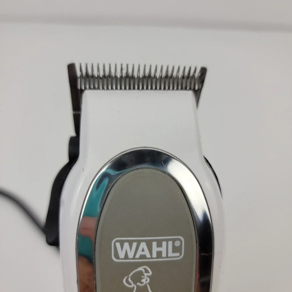 Wahl PCMC-2 Pet Clipper Corded Animal Grooming Kit White Black Silver USA Made